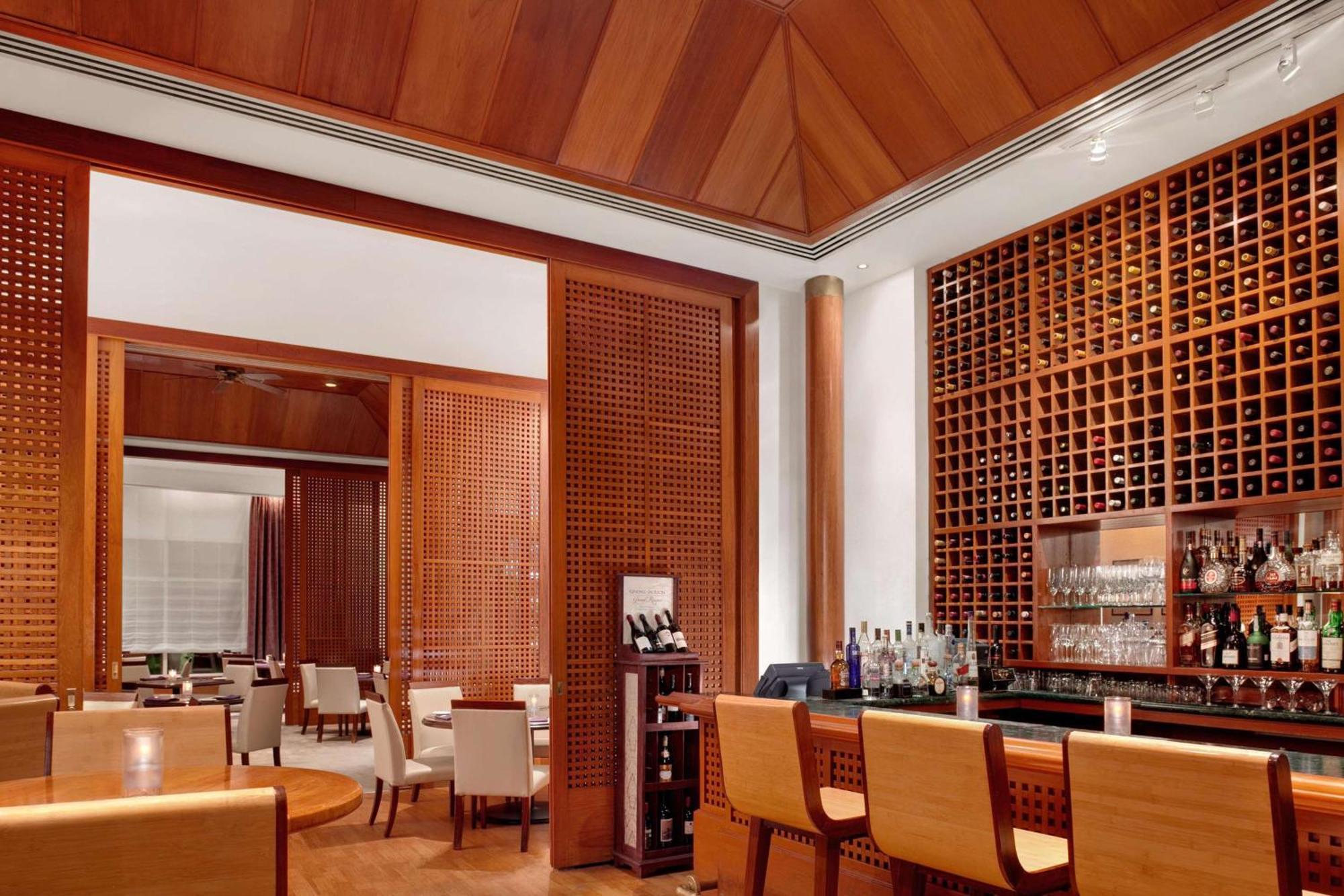 Hilton Guam Resort & Spa Тьюмон Екстер'єр фото