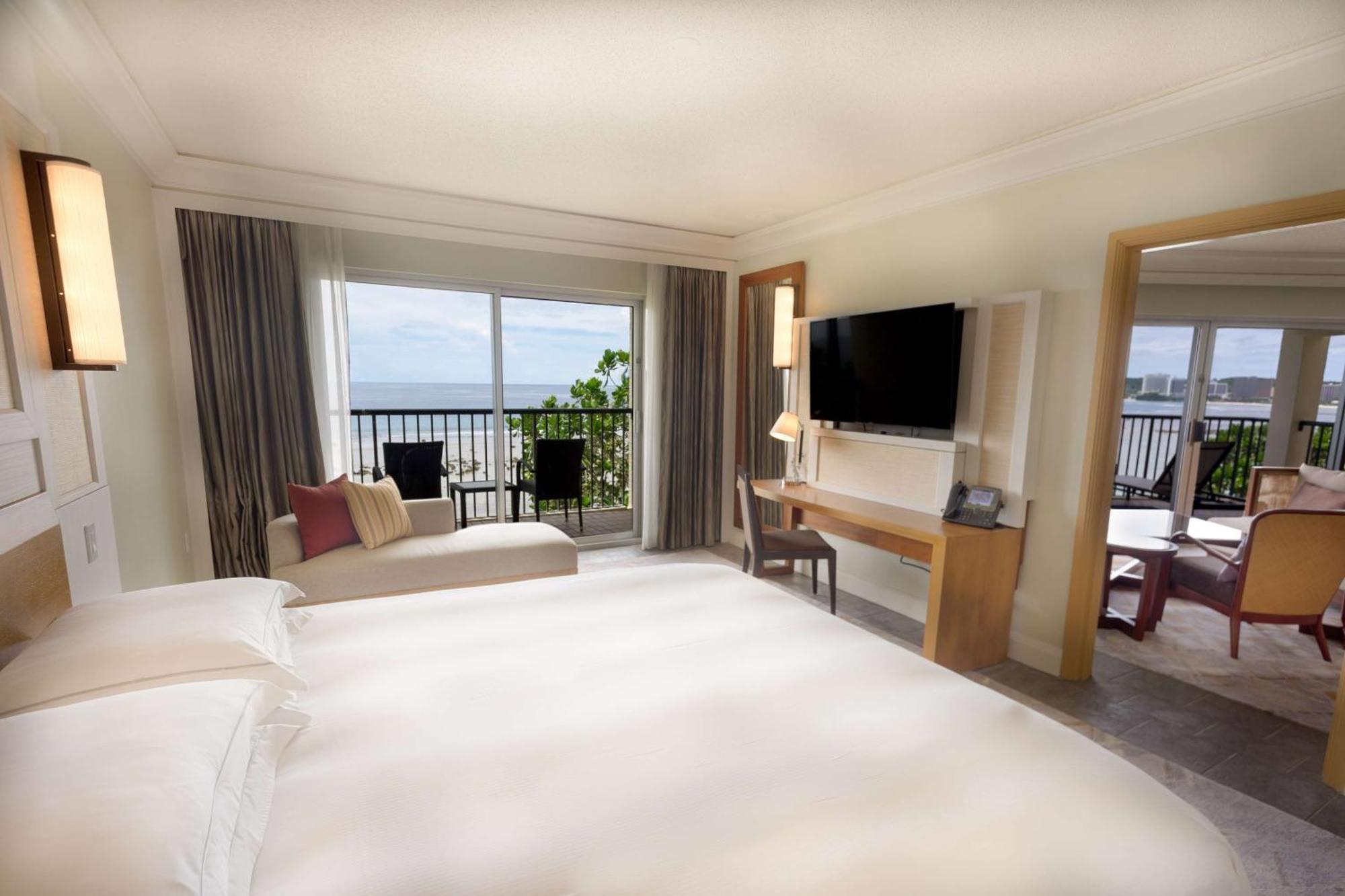 Hilton Guam Resort & Spa Тьюмон Екстер'єр фото