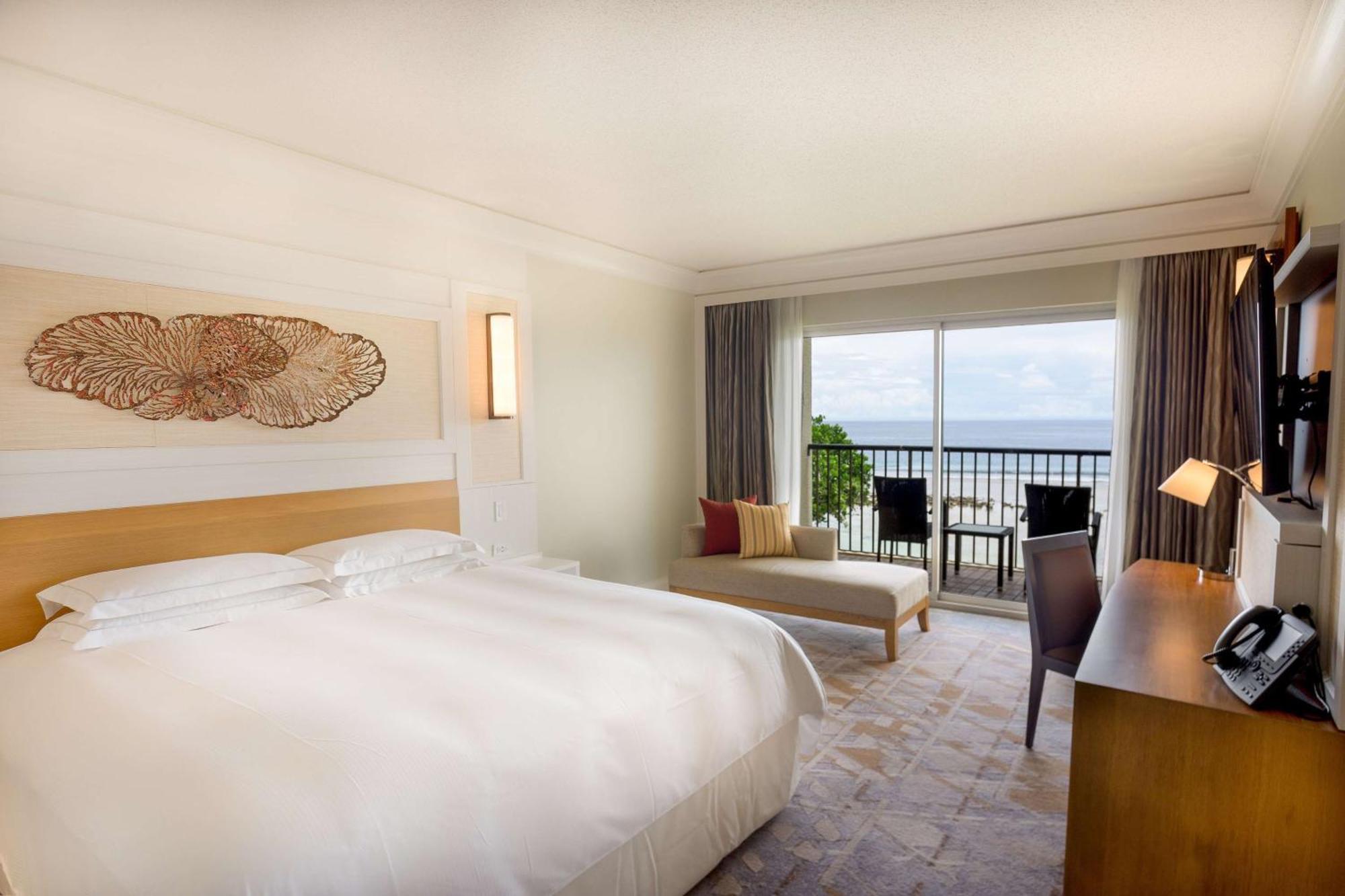 Hilton Guam Resort & Spa Тьюмон Екстер'єр фото