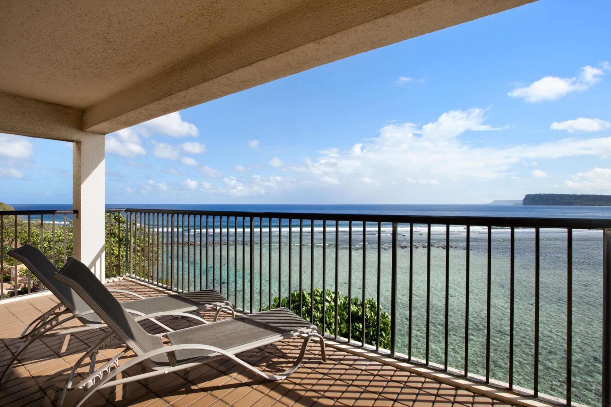 Hilton Guam Resort & Spa Тьюмон Екстер'єр фото