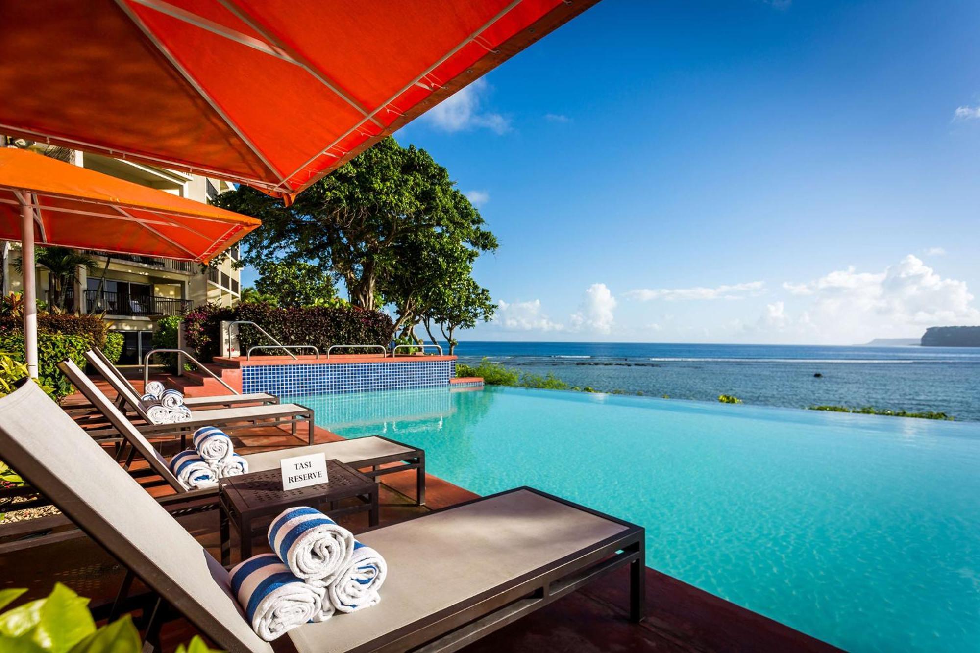 Hilton Guam Resort & Spa Тьюмон Екстер'єр фото
