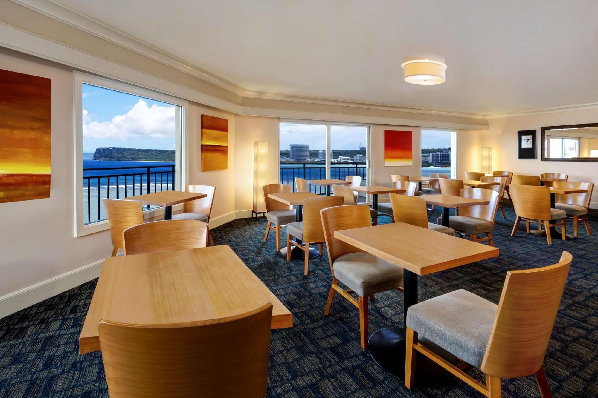 Hilton Guam Resort & Spa Тьюмон Екстер'єр фото