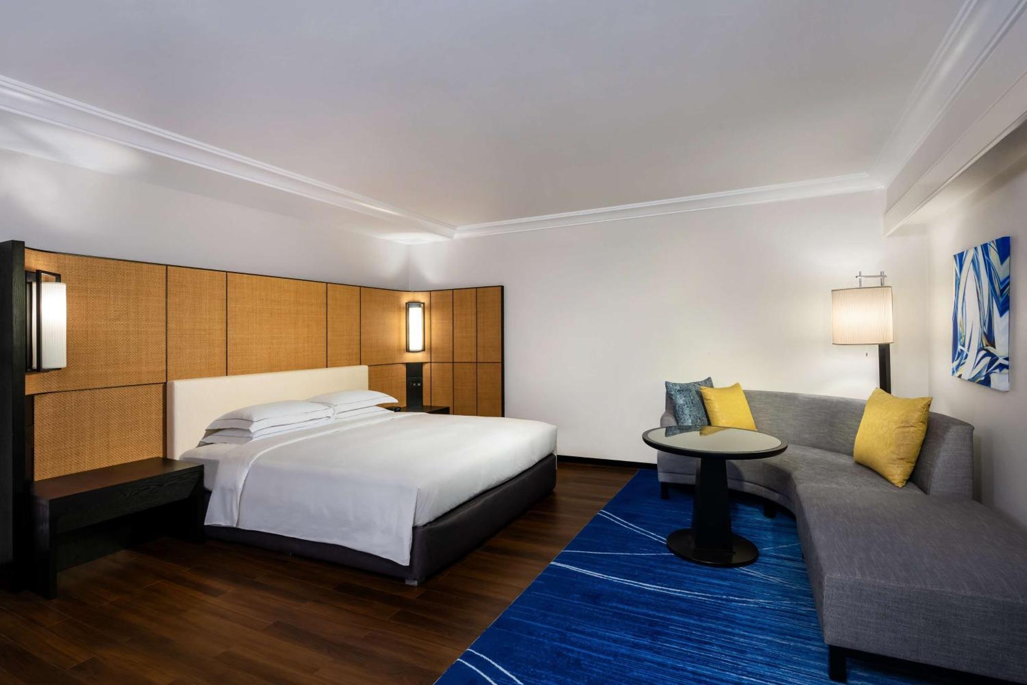Hilton Guam Resort & Spa Тьюмон Екстер'єр фото