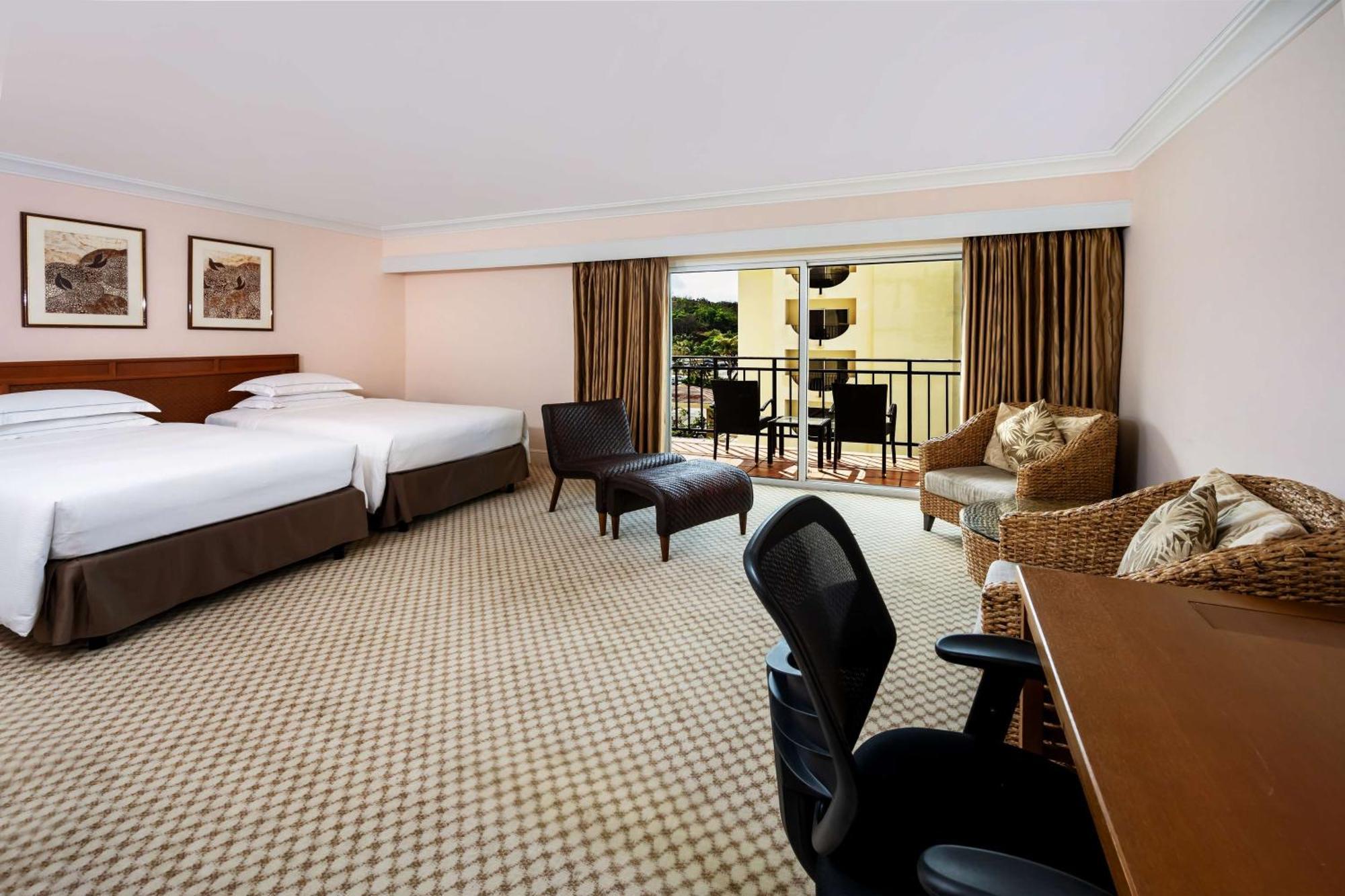 Hilton Guam Resort & Spa Тьюмон Екстер'єр фото
