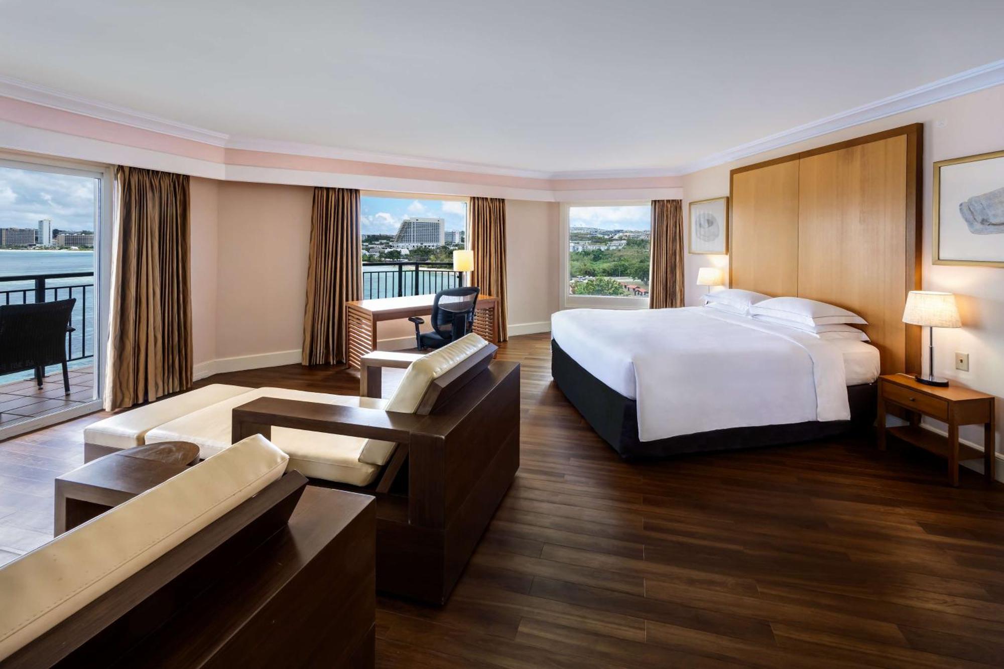 Hilton Guam Resort & Spa Тьюмон Екстер'єр фото