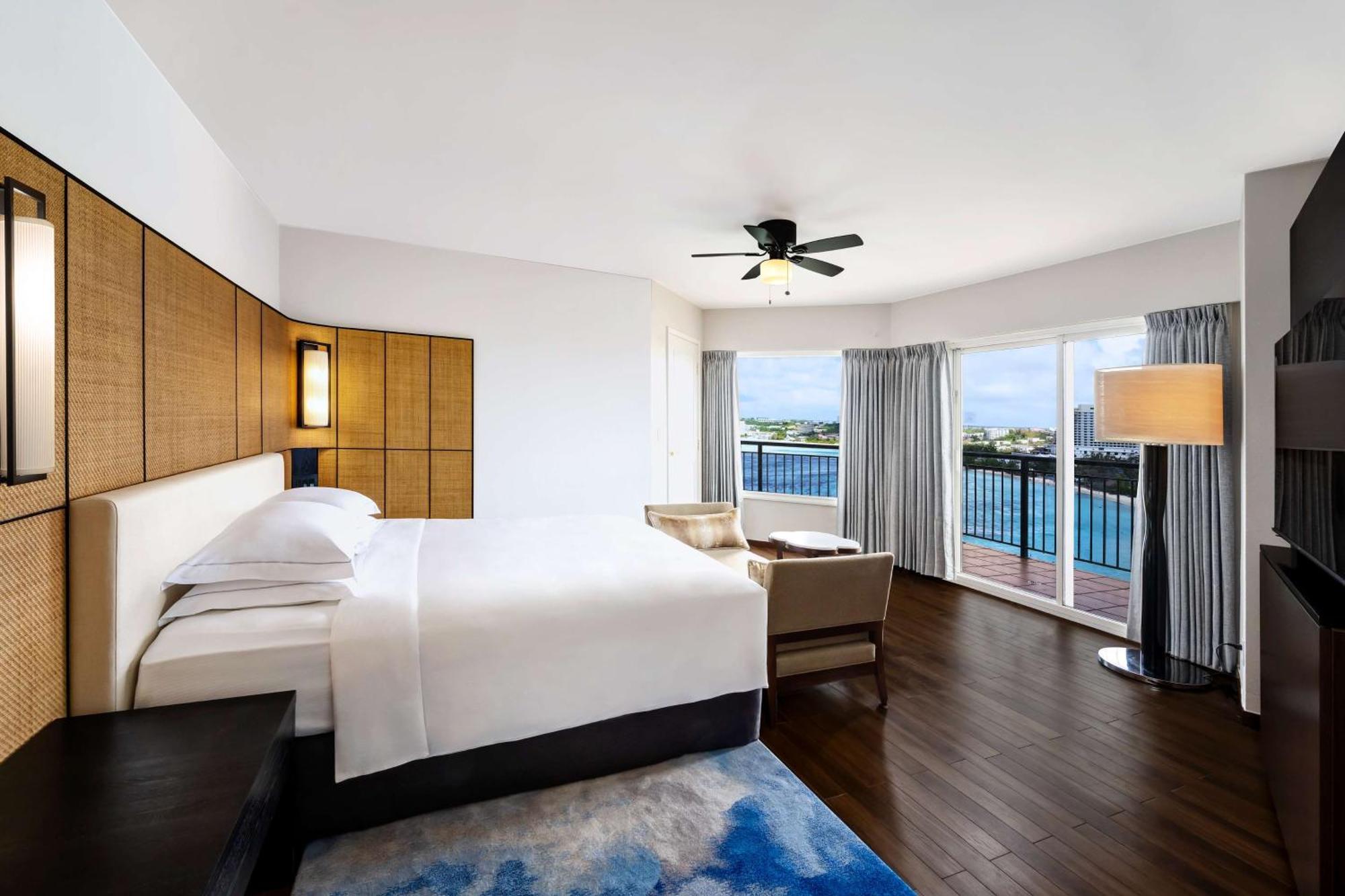 Hilton Guam Resort & Spa Тьюмон Екстер'єр фото