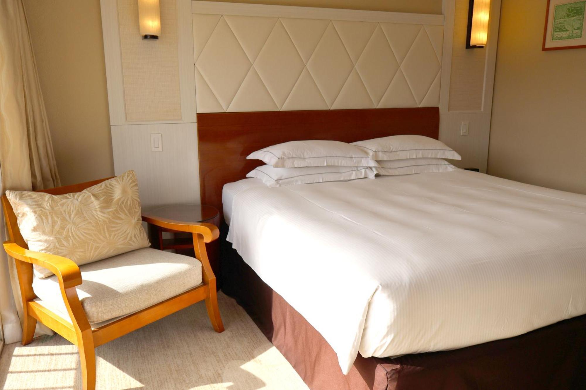 Hilton Guam Resort & Spa Тьюмон Екстер'єр фото